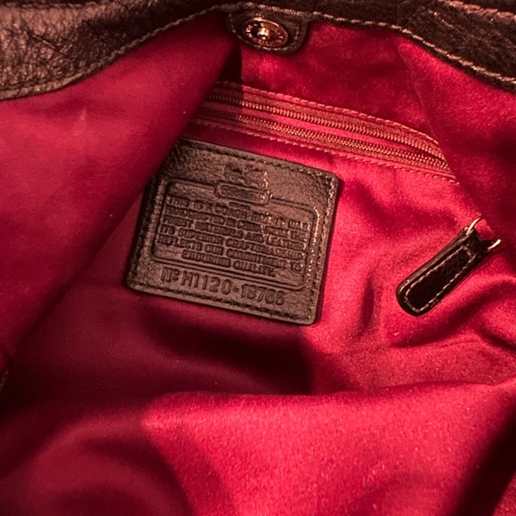 Coach - Picture 2 of 4